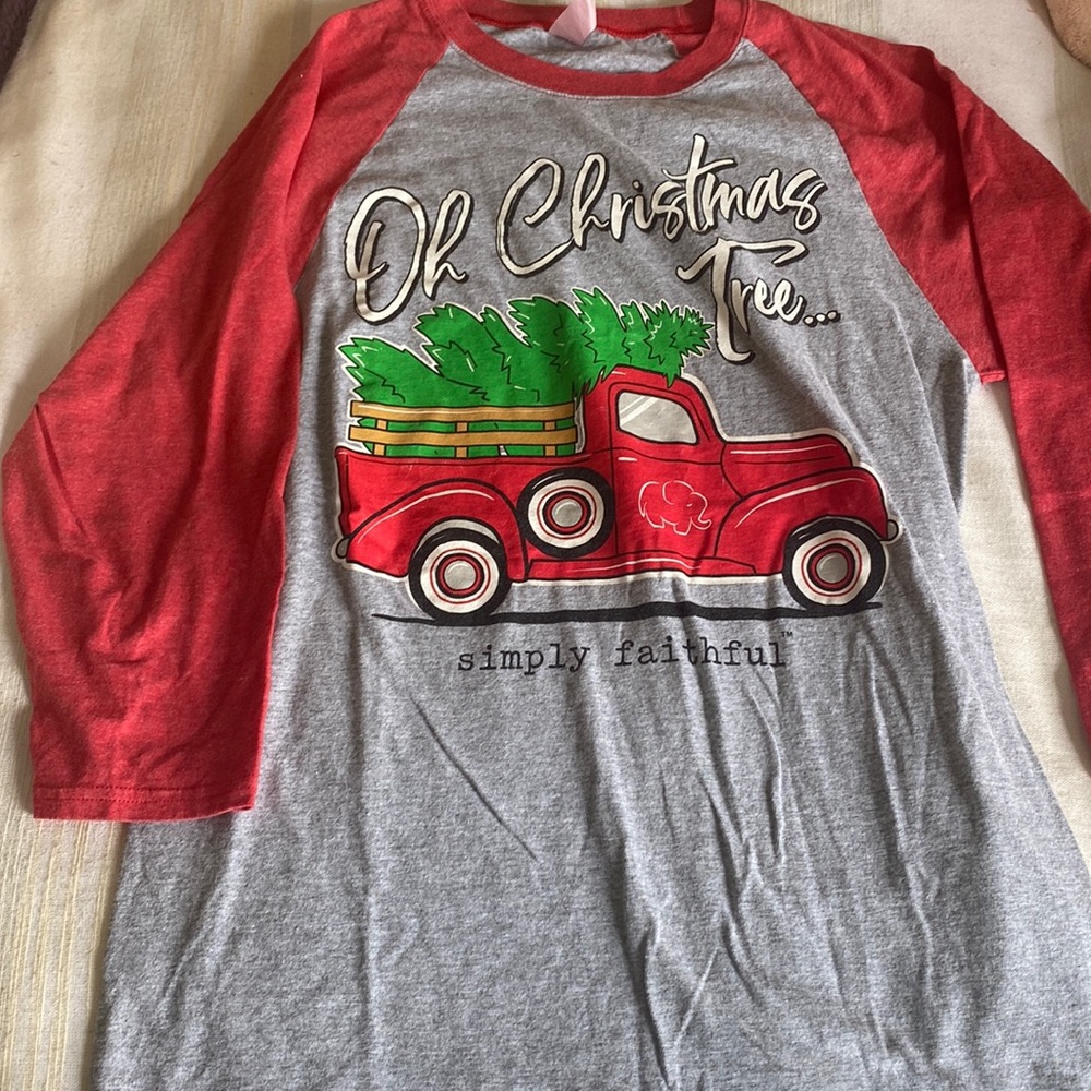 Simply Southern Christmas 3/4 sleeve shirt.